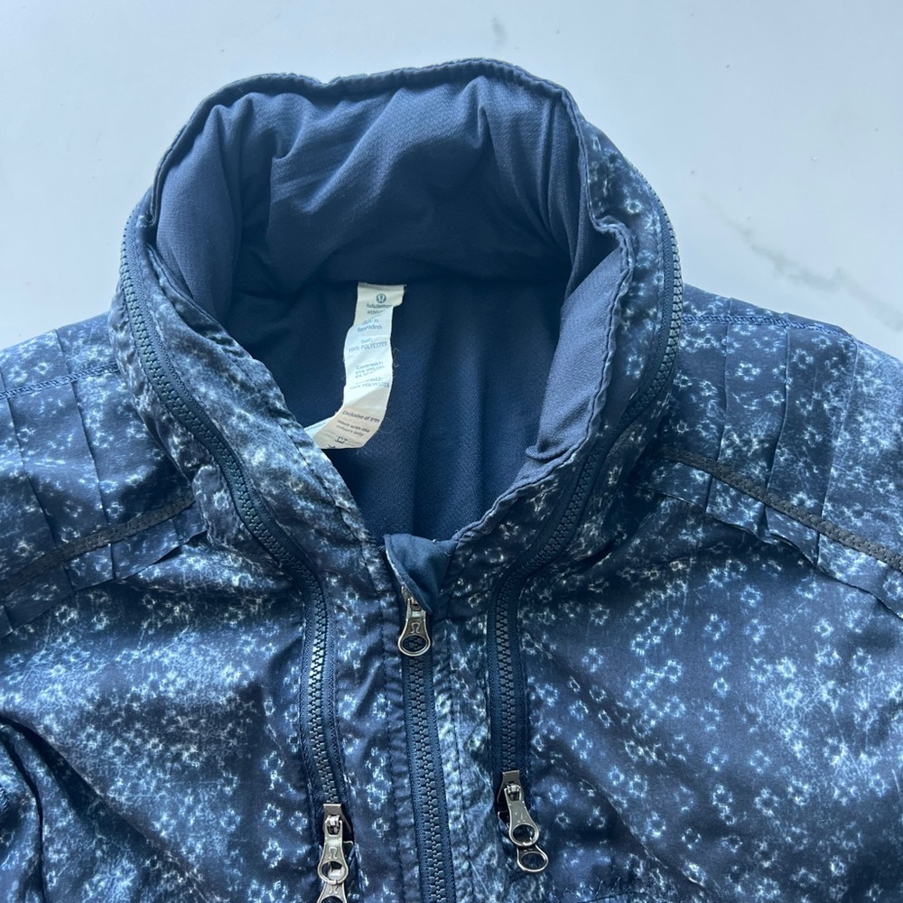 Lululemon jacket size 6 blue spring forward jacket running - Picture 7 of 13